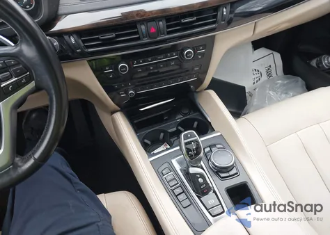 2016 BMW X6 Sdrive35I z USA, uszkodzony, nr VIN 5UXKU0C5XG0F92622